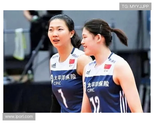 粉护膝抢镜!袁心玥伤缺,李盈莹扛天津女排冲冠大旗 粉护膝抢镜!袁心玥伤缺,李盈莹扛天津女排冲冠大旗